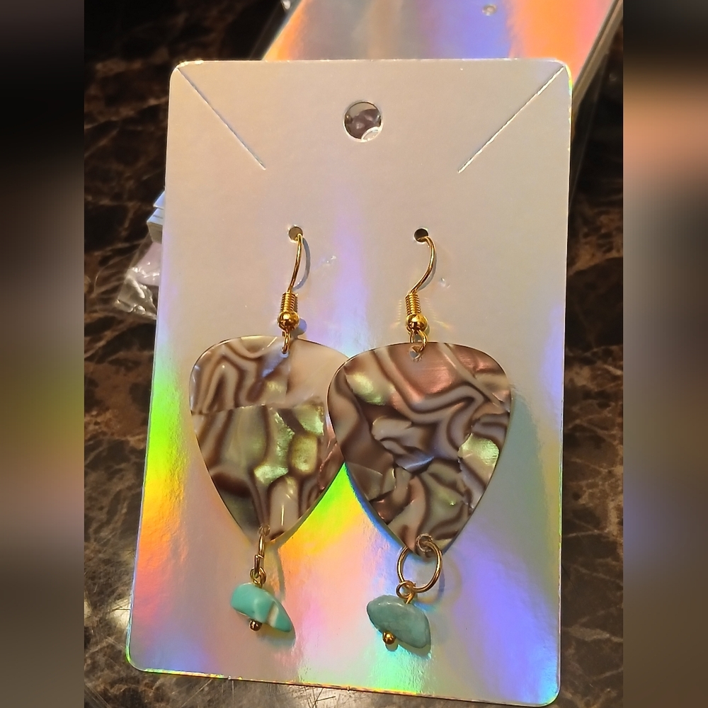 Iridescent Brown Patterned Heart Drop Earrings with Turquoise Bead